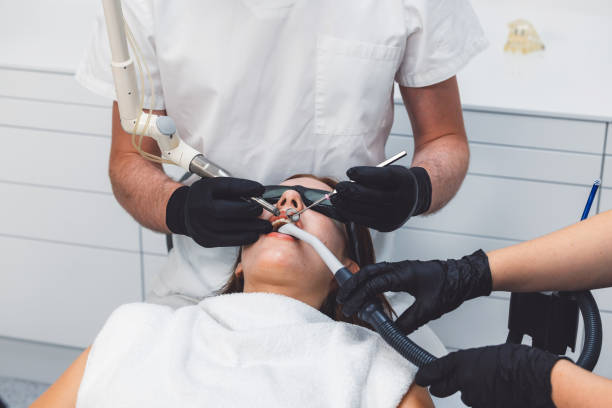 Best Broken or Cracked Tooth Emergency Dentist in Pis, AR